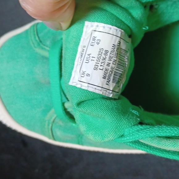Green Paladium Sneakers - Picture 5 of 6
